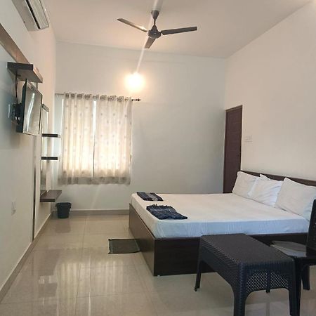 Arivu Lodge Ac Anaimalai Ngoại thất bức ảnh