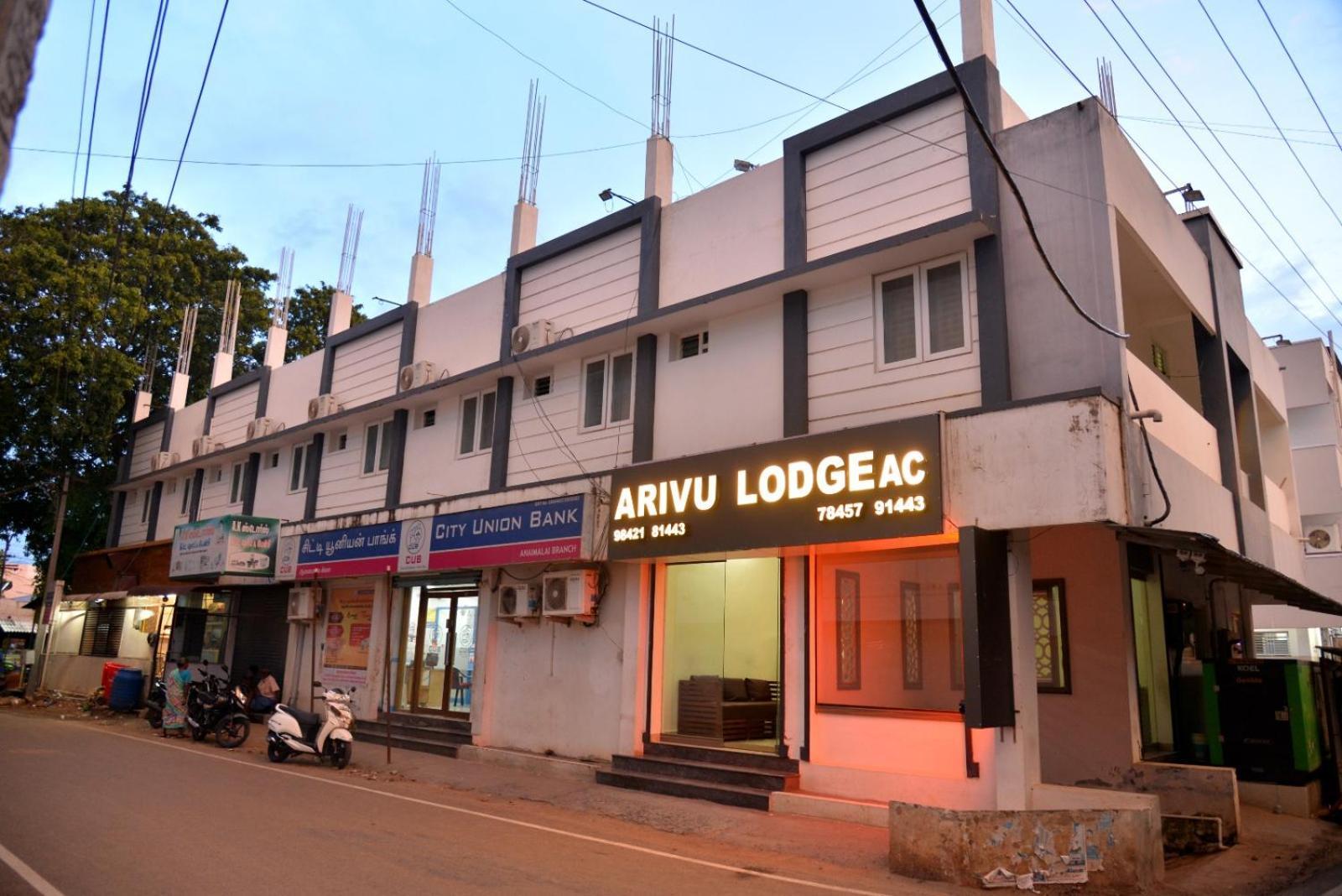 Arivu Lodge Ac Anaimalai Ngoại thất bức ảnh