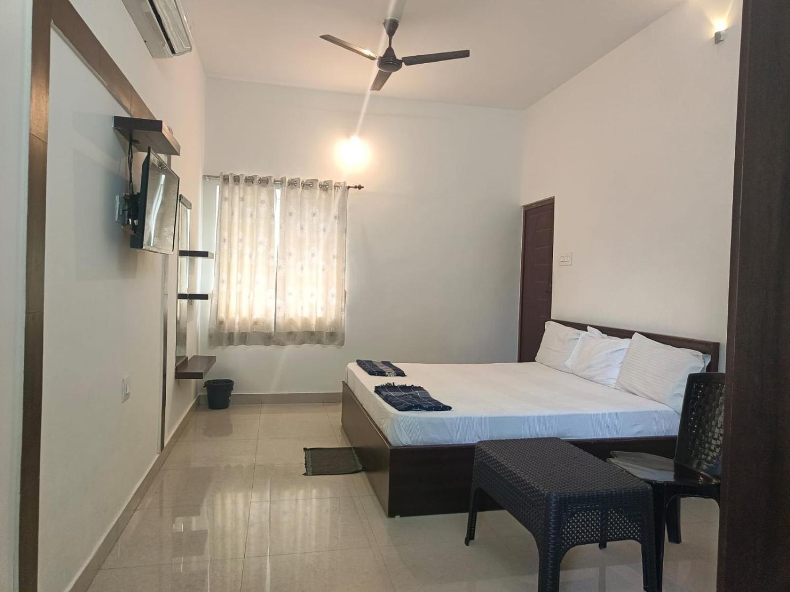 Arivu Lodge Ac Anaimalai Ngoại thất bức ảnh